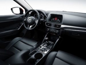 Салон автомобиля Mazda CX-5